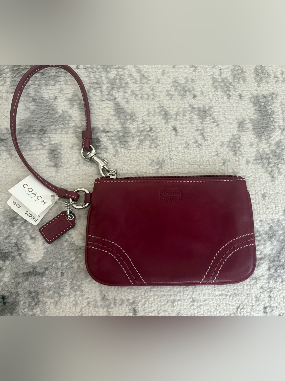NEW WITH TAGS Coach Burgundy Berry Leather Wristlet